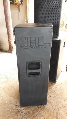 2 caixas Ativa + passiva com 2 falantes 15" 350w rms cada 8 ohms - Foto 2