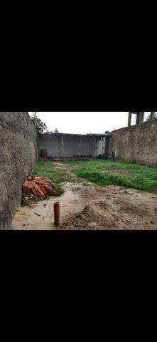 Terreno todo ou metade por