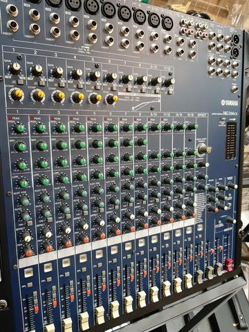 Mesa yamaha 16 canais com efeitos novíssima - Foto 4
