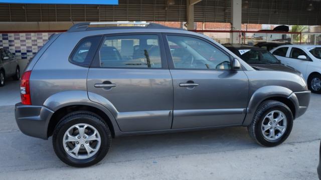 HYUNDAI TUCSON 2.0 MPFI GLS 16V 143CV 2WD FLEX 4P AUTOMÁTICO - Foto 8