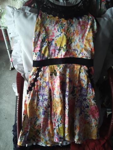 Vendo este lindo vestido crianca - Foto 5