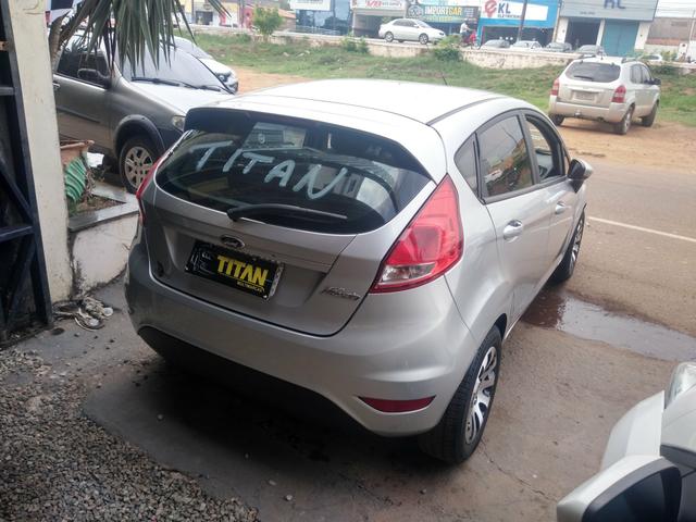 New Fiesta 1.5 ano 2014. Ent.R$8.000 - TITAN MULTIMARCAS - Foto 4