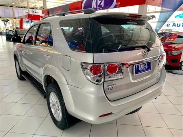 TOYOTA HILUX SW4 3.0 SRV 4X4 16V TURBO INTERCOOLER DIESEL 4P AUTOM - Foto 4