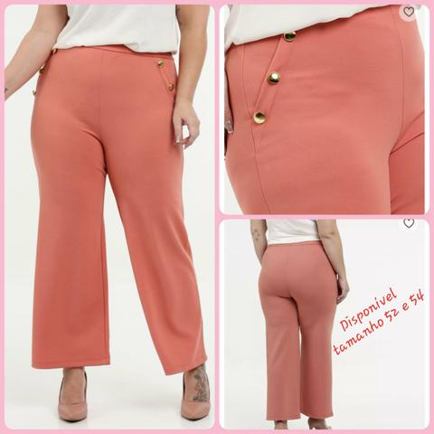 Calça Plus size botões dourados