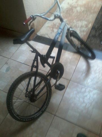Bicicleta pequena - Foto 2