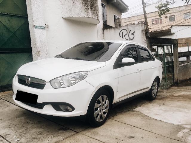 Fiat Grand Siena Tetrafuel 1.4 8V Modelo 2013 - Foto 4
