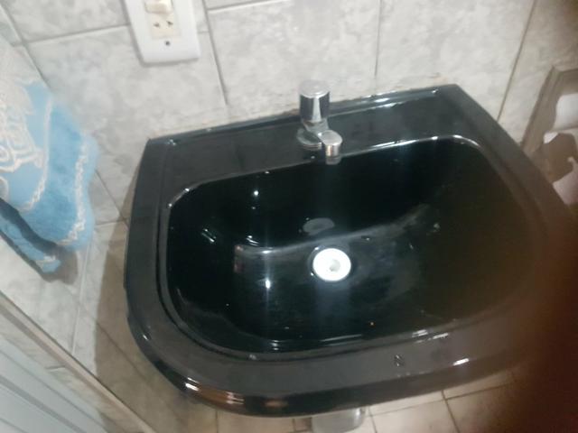 Kit pia e bacia preto para banheiro - Foto 3