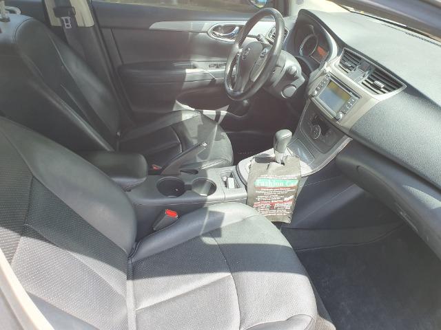 Nissan Sentra em excelente estado