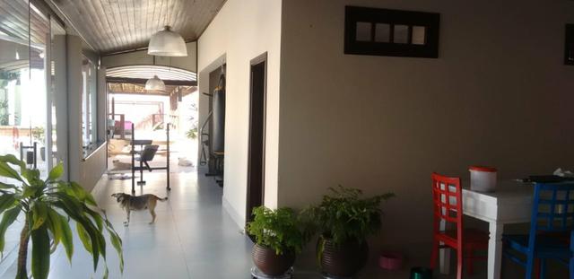 Casa e Terreno com Piscina e Área de Lazer - Foto 8