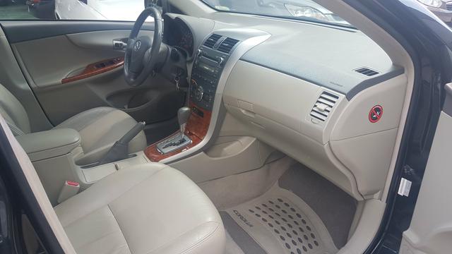 Corolla Seg Ano 2010 Bem Conservado Top - Foto 9