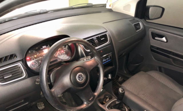 Fox completo 2010/2011 motor 1.6, Baixo KM 78.000 única dona - Foto 4