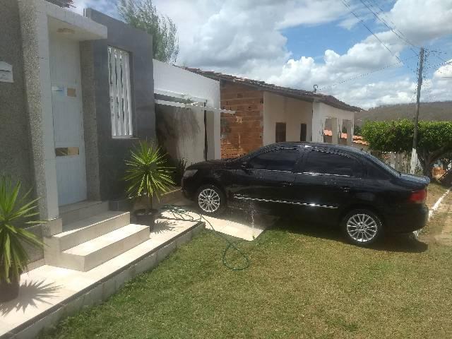 Vendo Voyage carro de boa procedência e nada a fazer