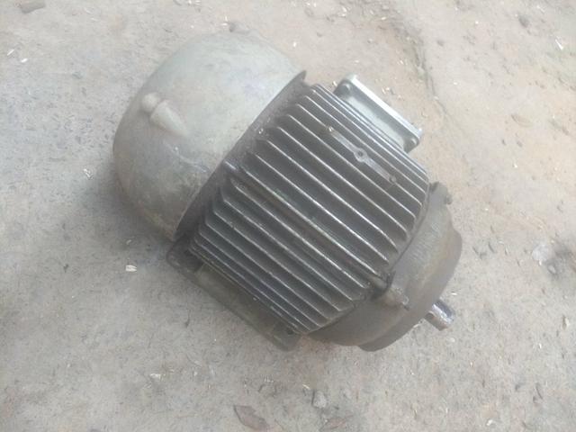 Motor trifásico aceito troca por celular - Foto 2
