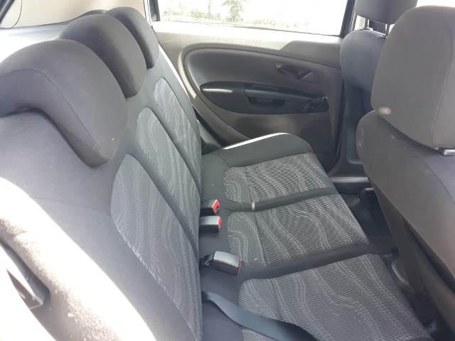 Punto attractive 1.4, flex, completo, rodas, ano 2011, placa a, valor 20.900,00 - Foto 7