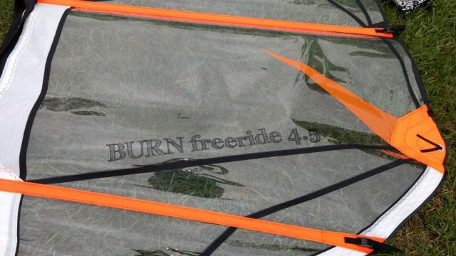 Vela Windsurf Burn FreeRide 4,5 -Usada somente uma vez - Foto 2