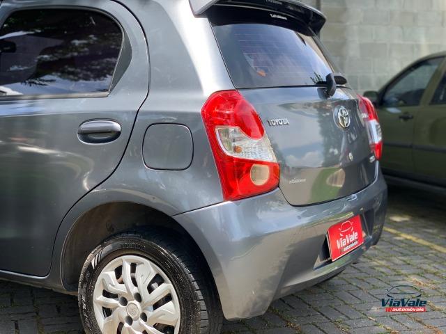 Toyota Etios 2013 1.3 HB XS 16V Flex 4P/ Ar Condicionado/ Completo - Foto 6