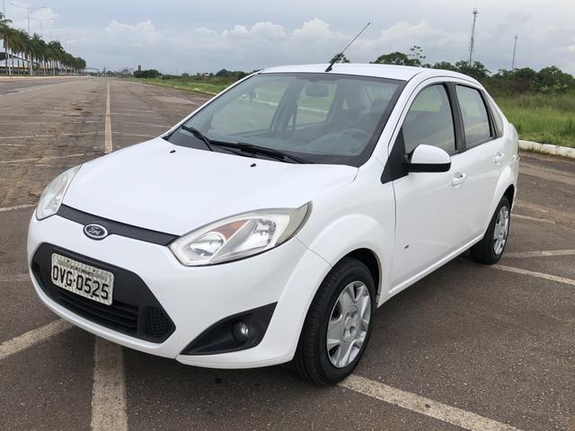 Fiesta sedan 1.6 13/14 - Foto 2