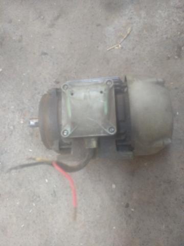 Motor trifásico aceito troca por celular