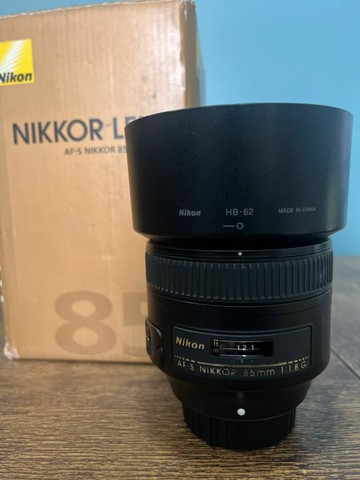 nikon 85mm 1.8 olx