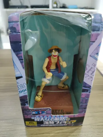 Conjunto de Bonecos One Piece: Luffy, Ace e Sanji - Aventuras Épicas d