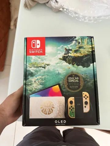 Nintendo Switch 64GB Oled Edição Especial - The Legend of Zelda