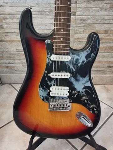 Guitarra  Eagle   ( stratocaster ) - Foto 4