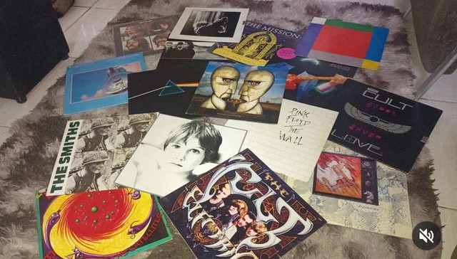 LP Disco Vinil PAUL YOUNG com Encarte  - Foto 5