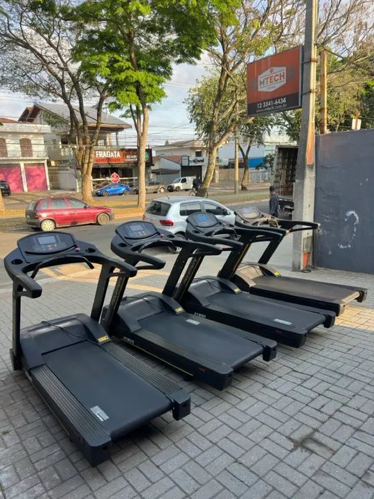 Esteira esteiras profissionais ergométrica movement RT 250 black  - Foto 2