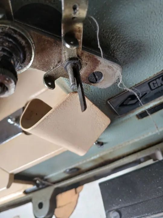 Máquina de Costura Industrial GK73-2 - Foto 4