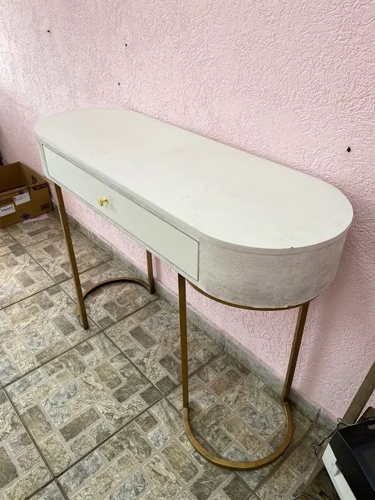 Mesa de Apoio Oval com Gaveta - Foto 3
