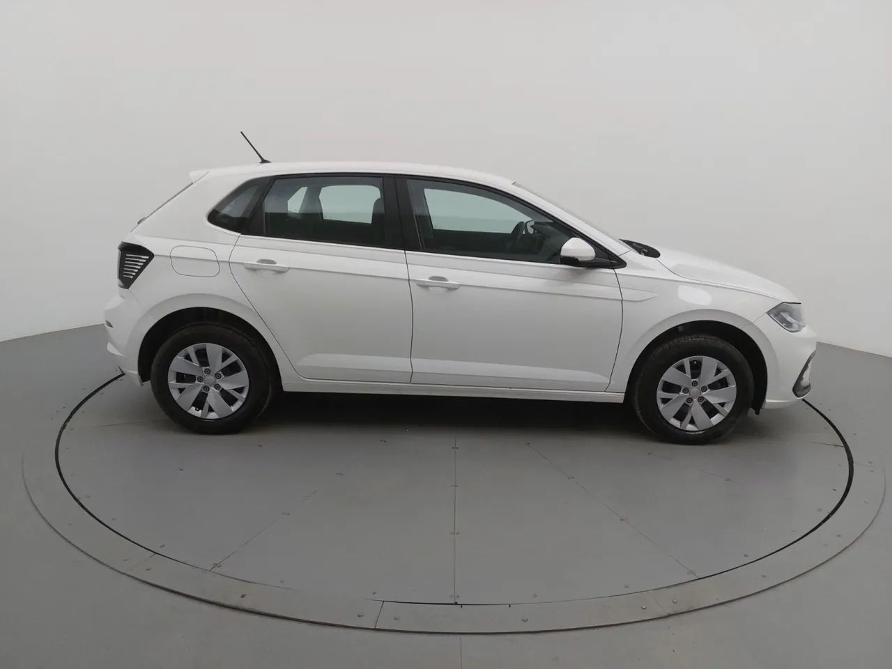 Volkswagen Polo 2024 1.0 mpi manual - Foto 6