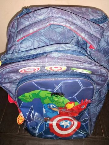 Mochila  escolar  rodinhas super heróis Marvel - Foto 3