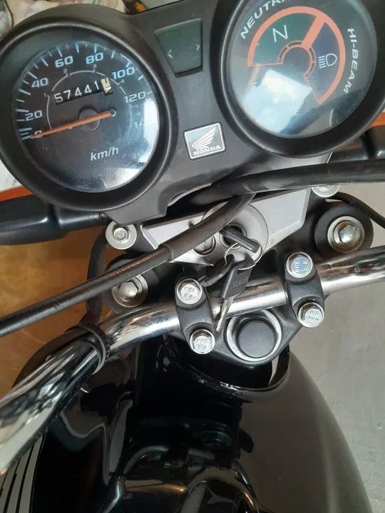 Vendo moto titan 150ks IPVA pago 2024,tudo 0k só transferir.  - Foto 9