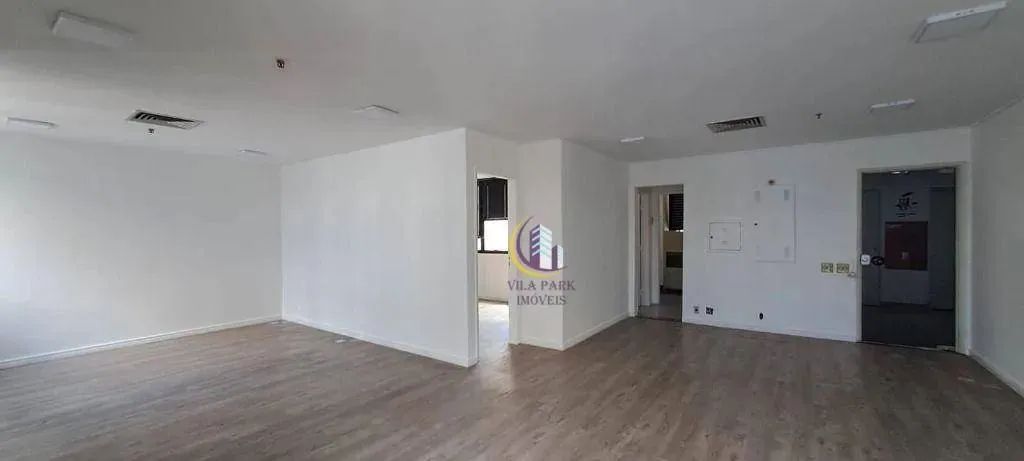 Sala Comercial 79 m², Centro de SP  Ao Lado do Metrô República, 02 Vagas Cobertas 02 Banhe