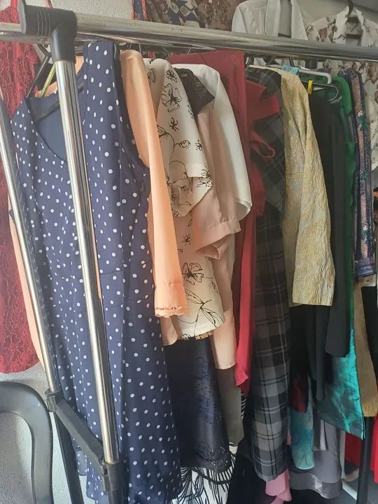 Vendo Todo Lote de Roupas e Sapatos  - Foto 3