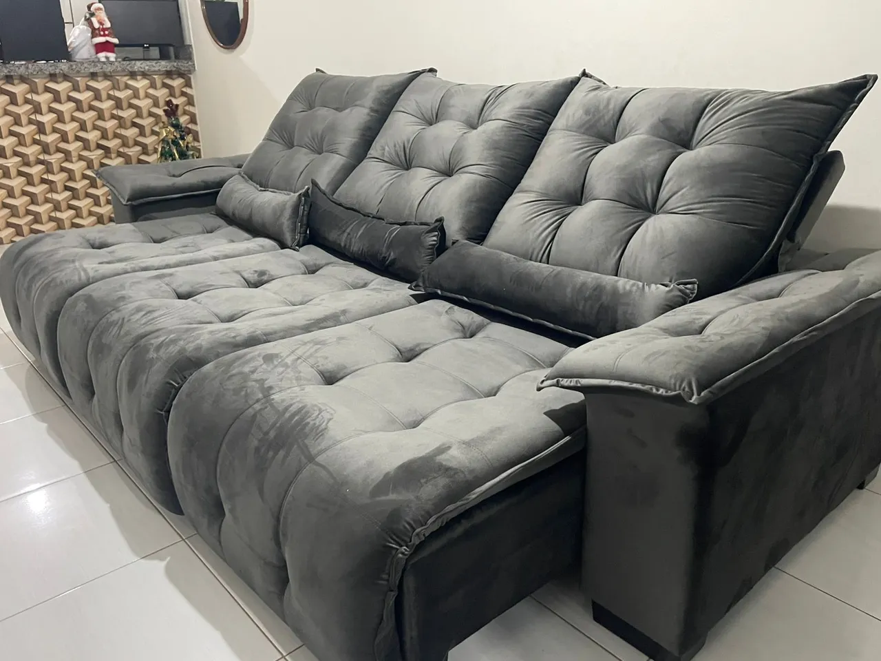 Sofá de Luxo Design Moderno e Confortável
