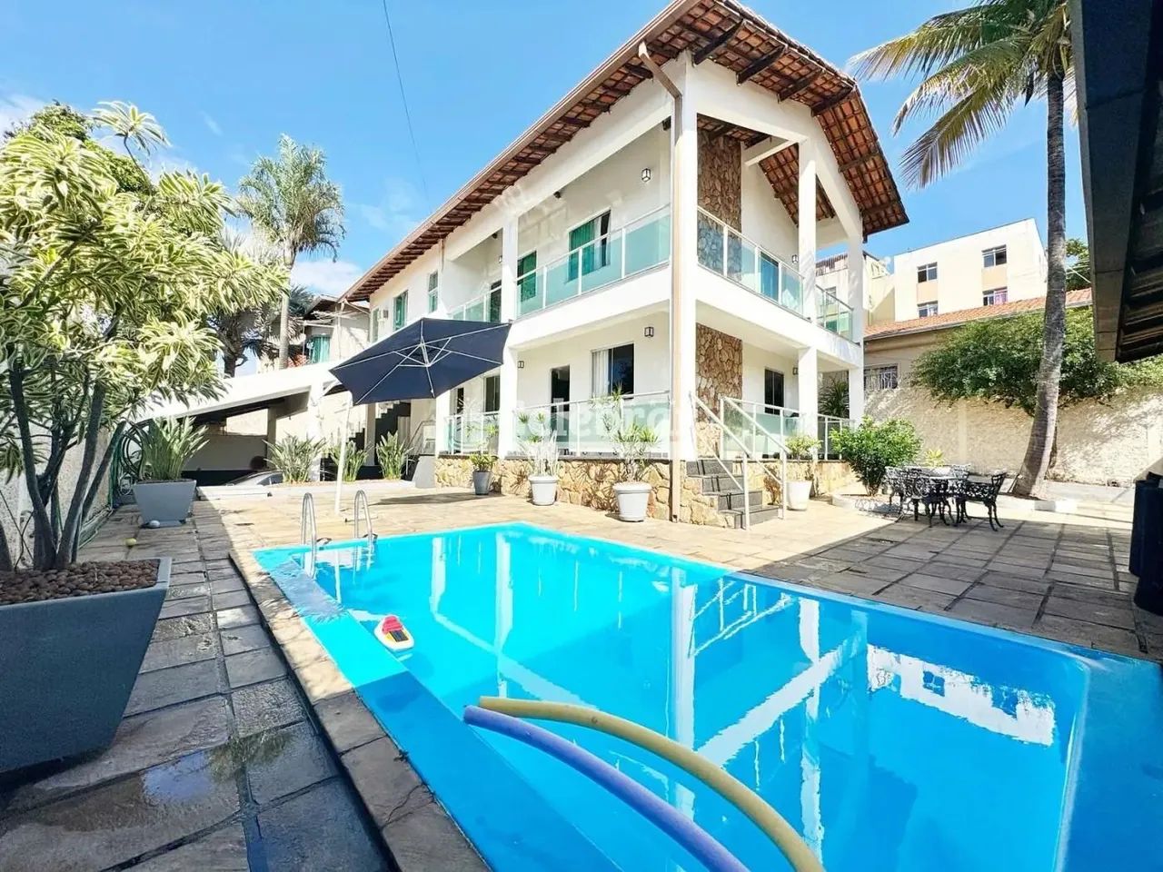 Casa para Venda em Contagem, Santa Cruz Industrial, 4 dormitórios, 2 suítes, 4 banheiros,  - Foto 2