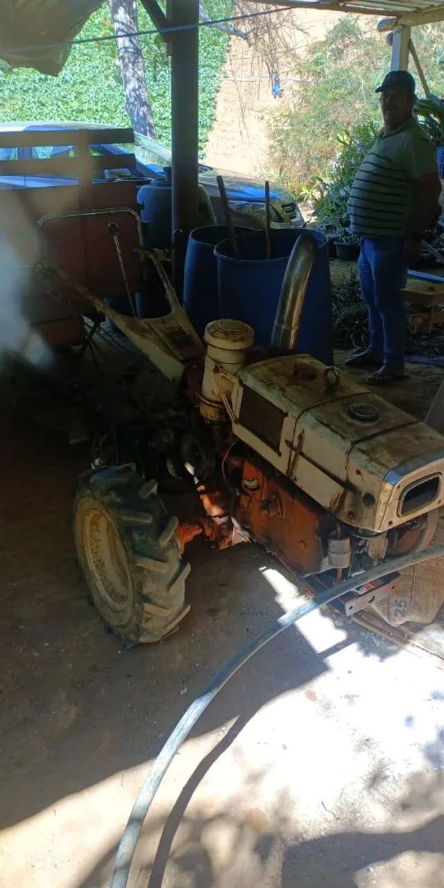 Tobatao 13 CV com carroça tracionada 
