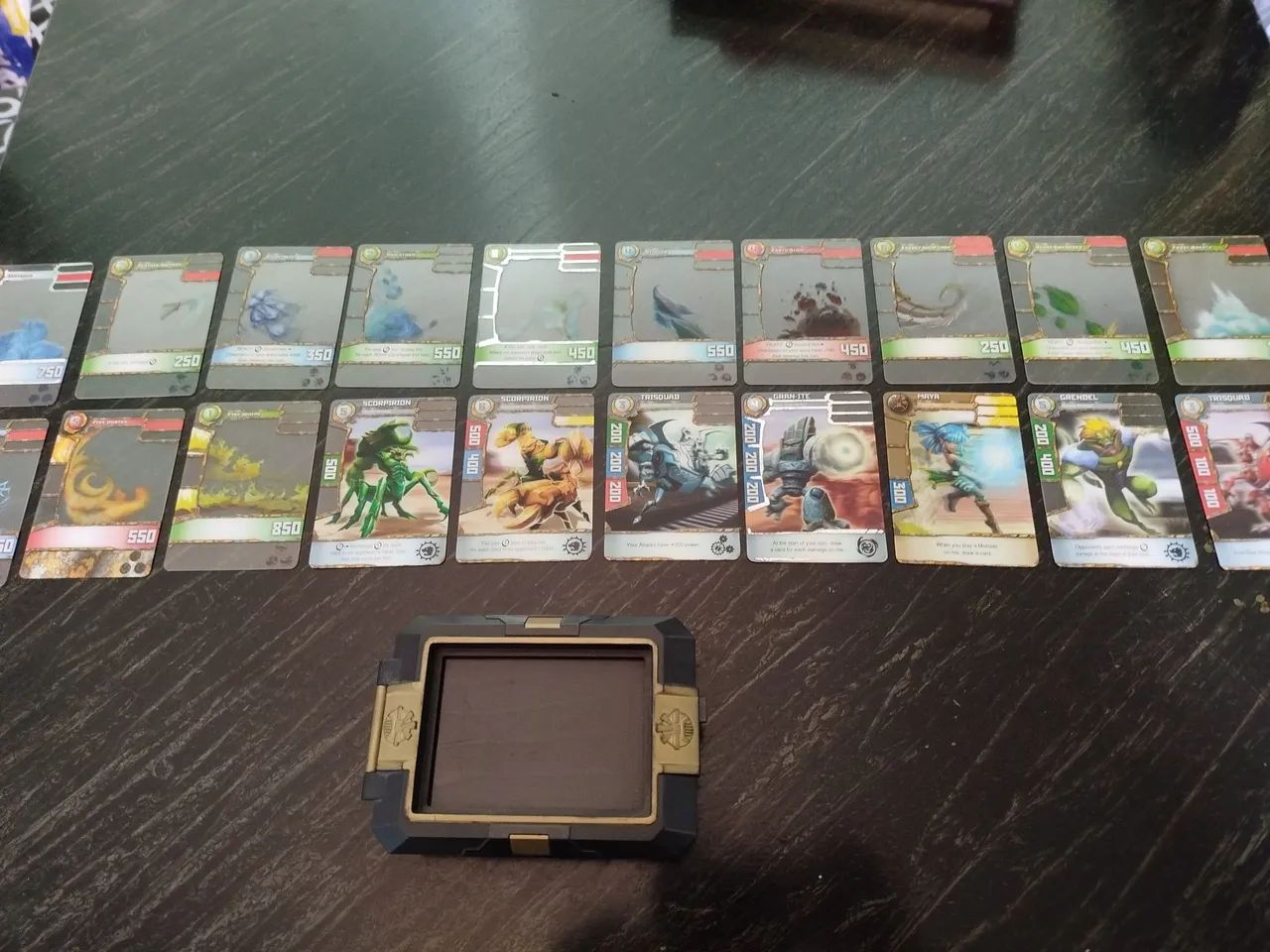 Dispositivo X- Reader + Peck de cartas Redakai 
