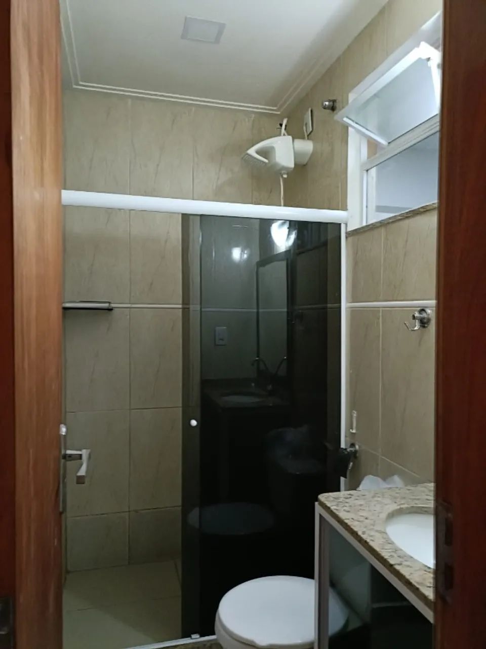 Alugo excelente casa Térrea. - Foto 4