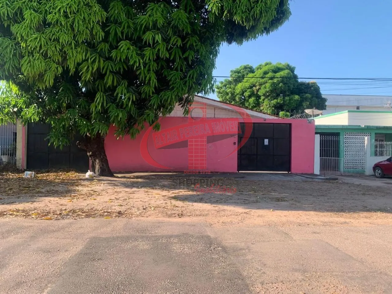 CASA PARA LOCAÇÃO COM 03 (TRÊS) DORMITÓRIOS