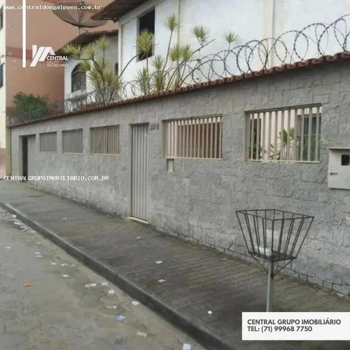 Casa para Venda em Teixeira de Freitas, Centro, 3 dormitórios, 1 suíte, 3 banheiros, 3 vag