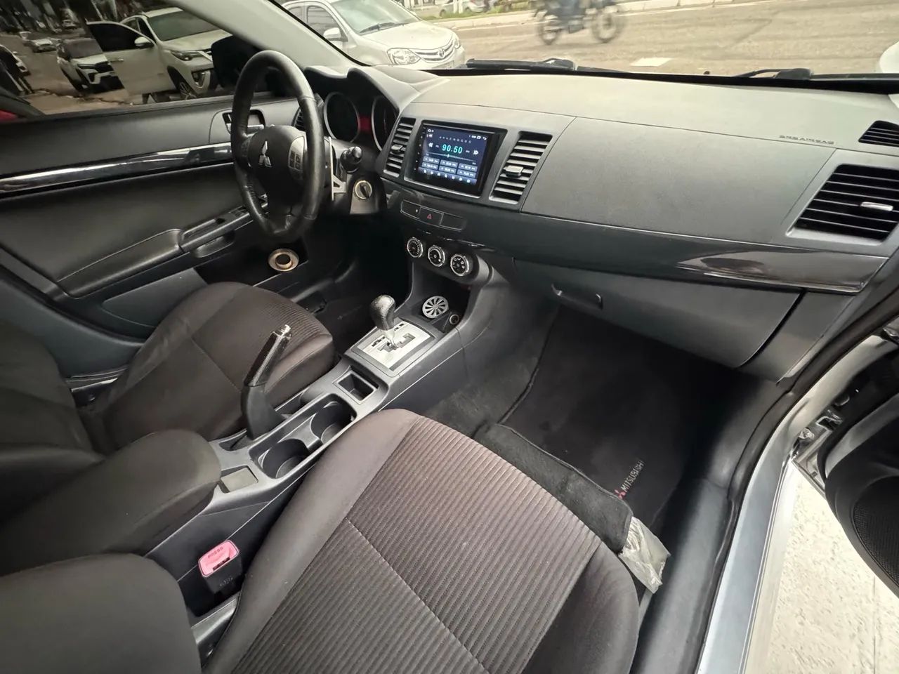 Mitsubishi Lancer 2.0 (2012)::T-Car Veicul - Foto 5