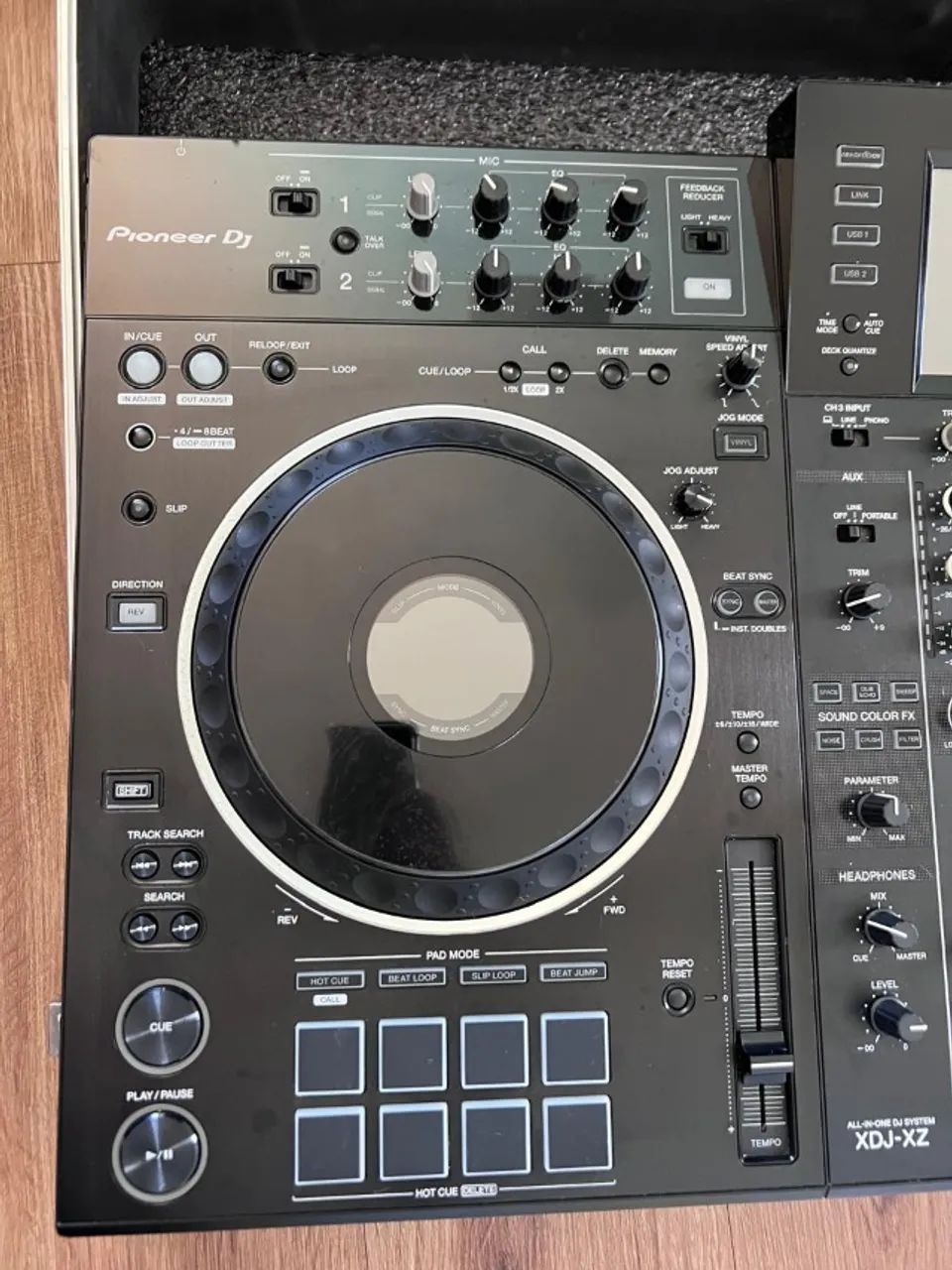 XDJ XZ com Case e Decksaver - Foto 4