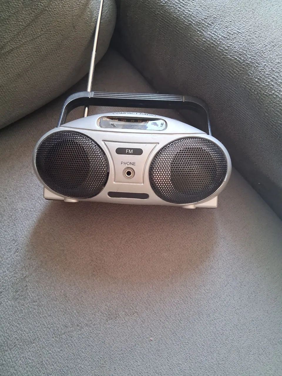 Rádio FM compact 