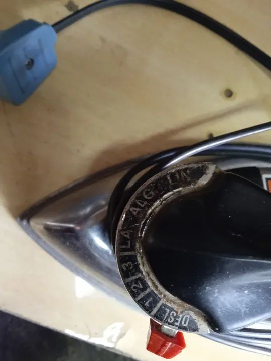 Ferro de Passar Black & Decker - Foto 2