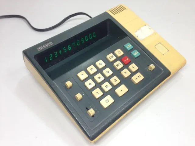 Calculadora Antiga Sharp 110v Retro Vintage -(Usado)*Funcionando*