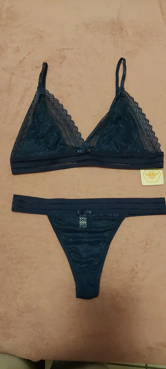Conjunto de lingerie azul marinho