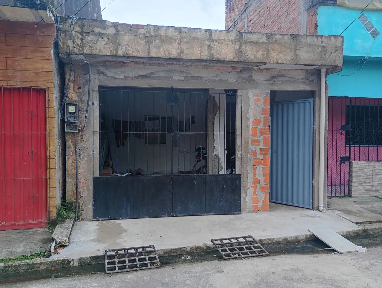 Casa grande bem localizada no 40horas Ananindeua 