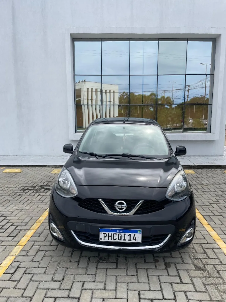 Nissan March 1.6 SV 2015 - A versão mais completa